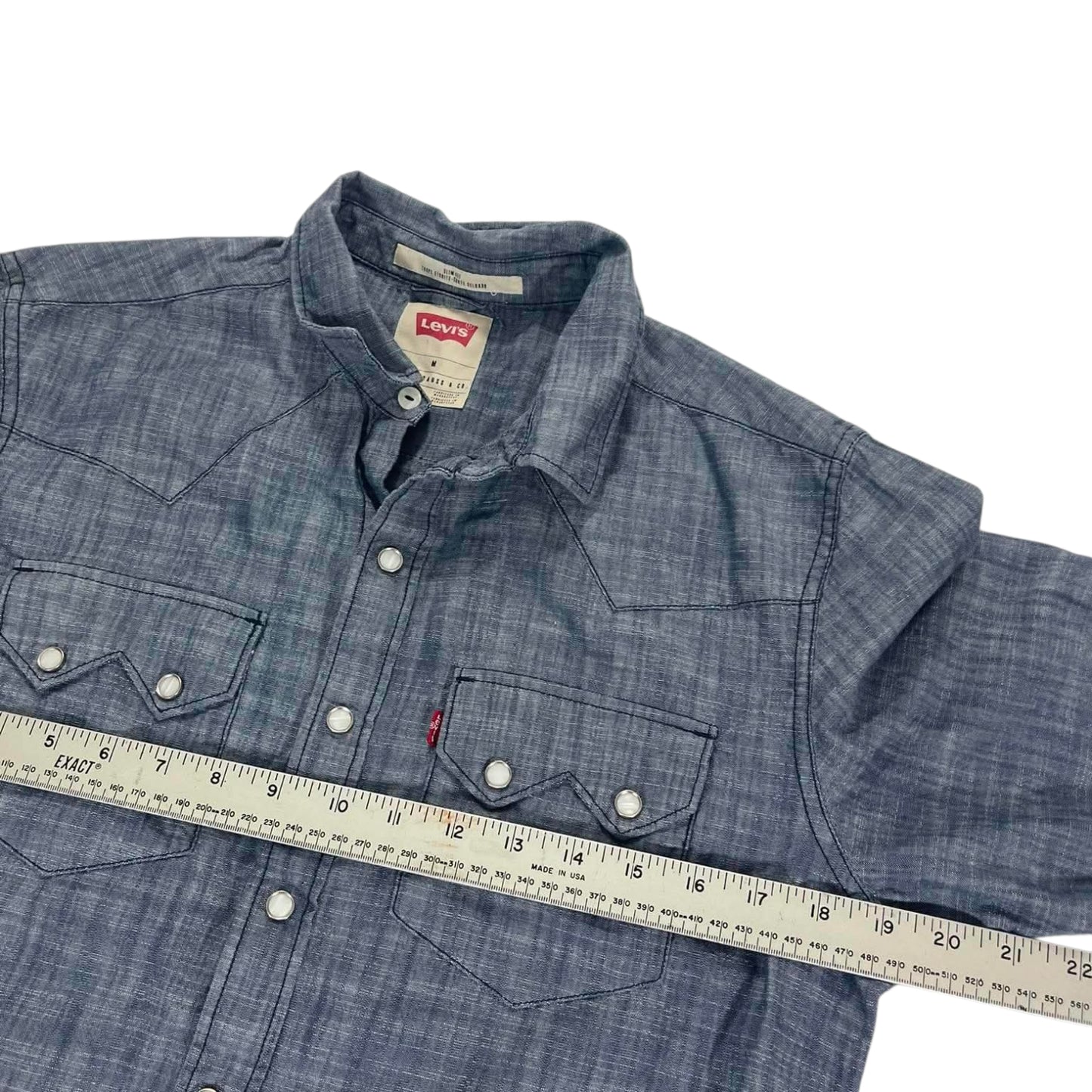 LEVI'S BLUE DENIM BUTTON UP SHIRT (M-L)