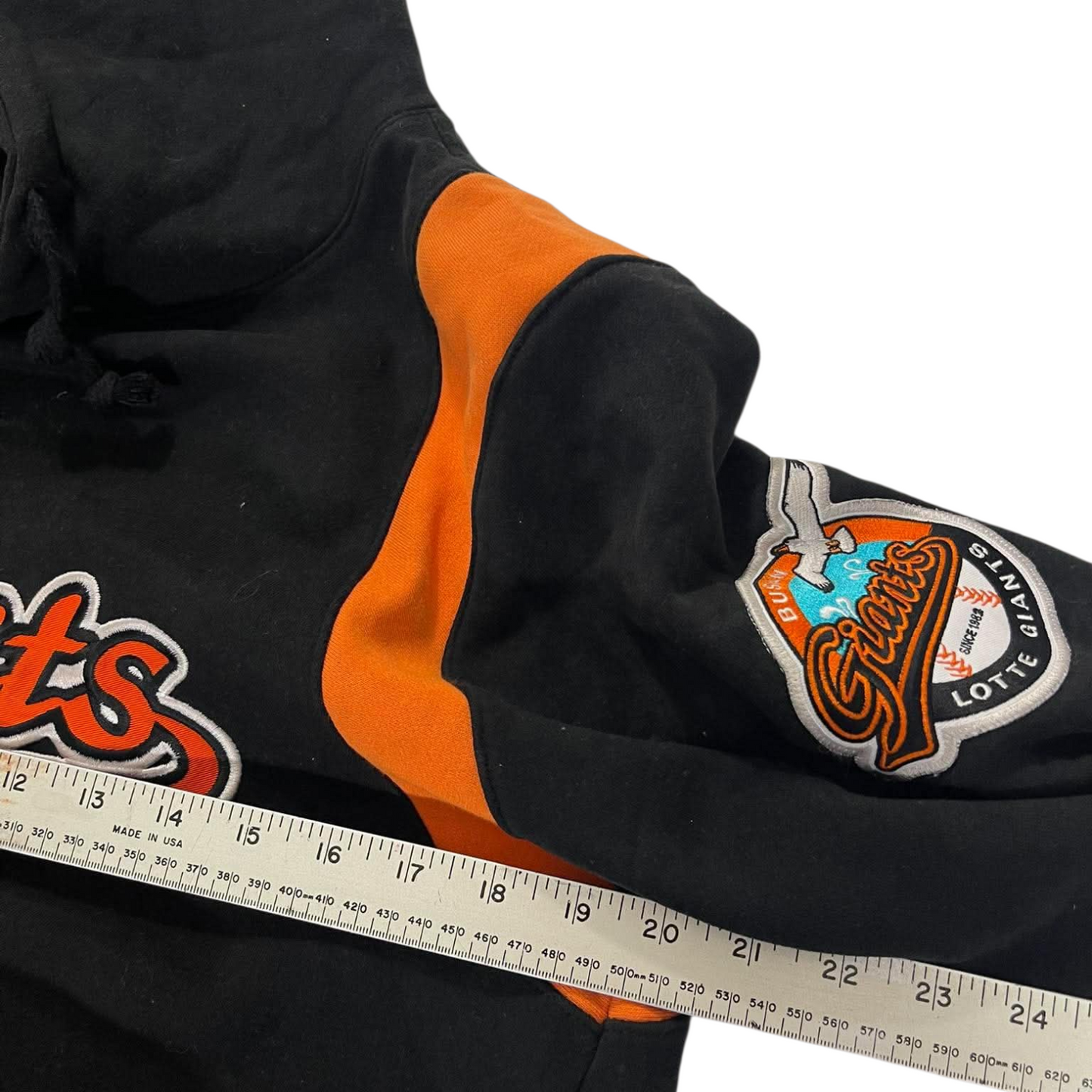 VINTAGE EMBROIDERED SAN FRANCISCO GIANTS MLB HOODIE (M)