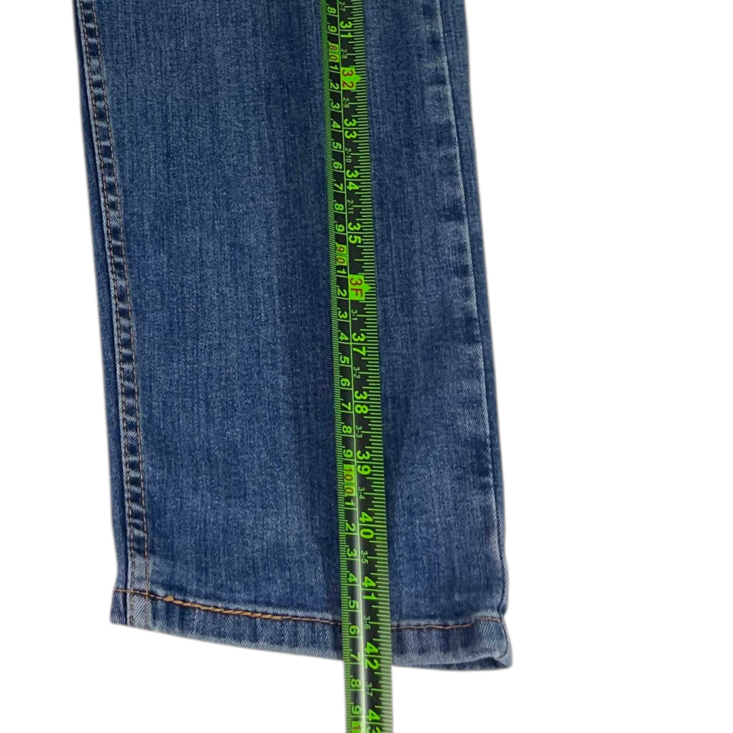 LEVI'S BLUE DENIM JEANS (34')