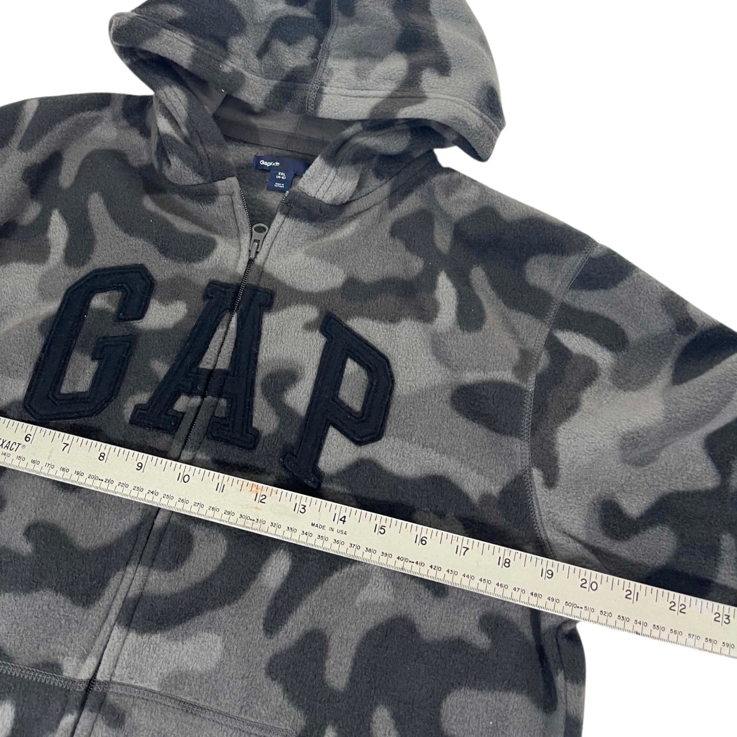 Y2K GAP KIDS CAMO ZIP UP HOODIE (KIDS / XXL)