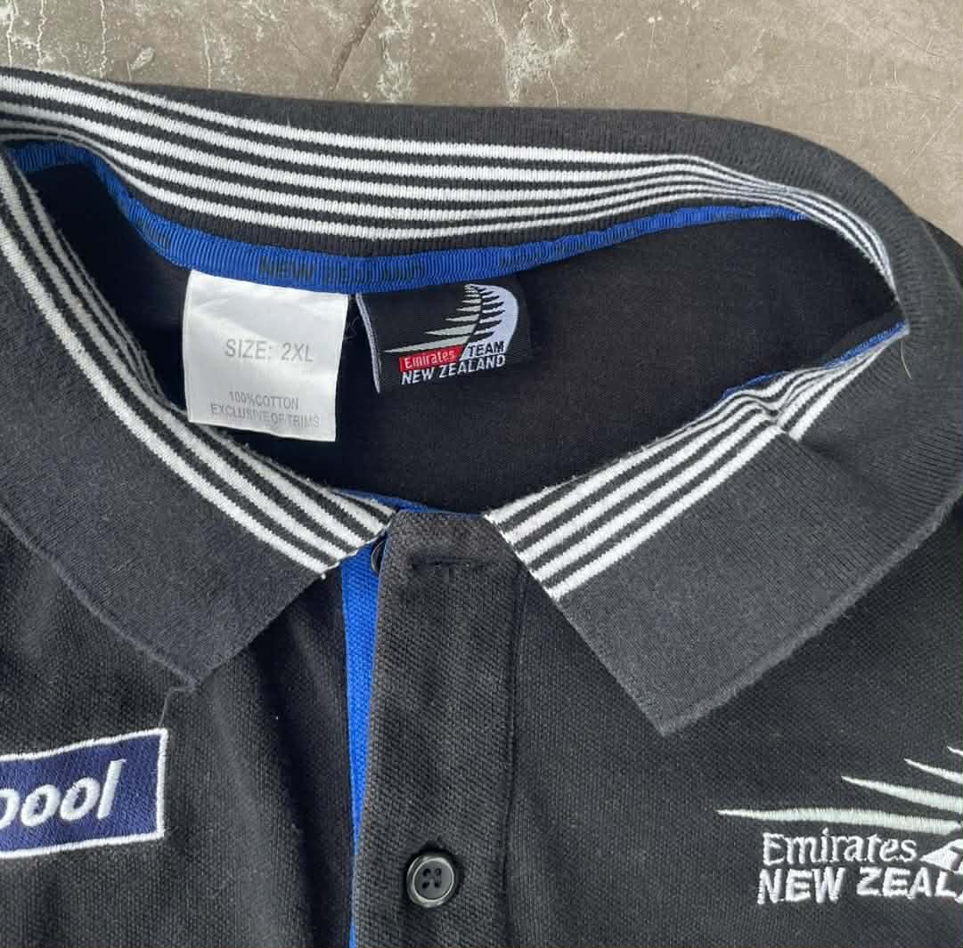 EMIRATES TEAM NEW ZEALAND BLACK POLO SHIRT (2XL)