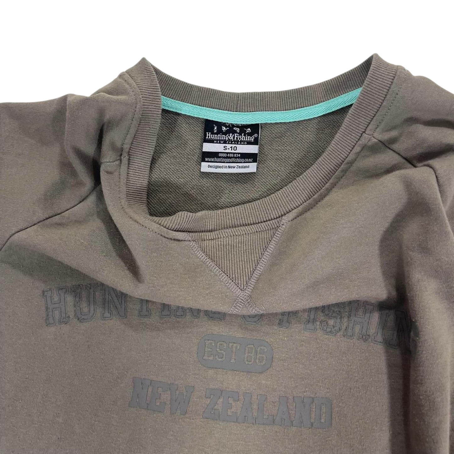 HUNTING & FISHING NEW ZEALAND BROWN SWEATSHIRT (10)