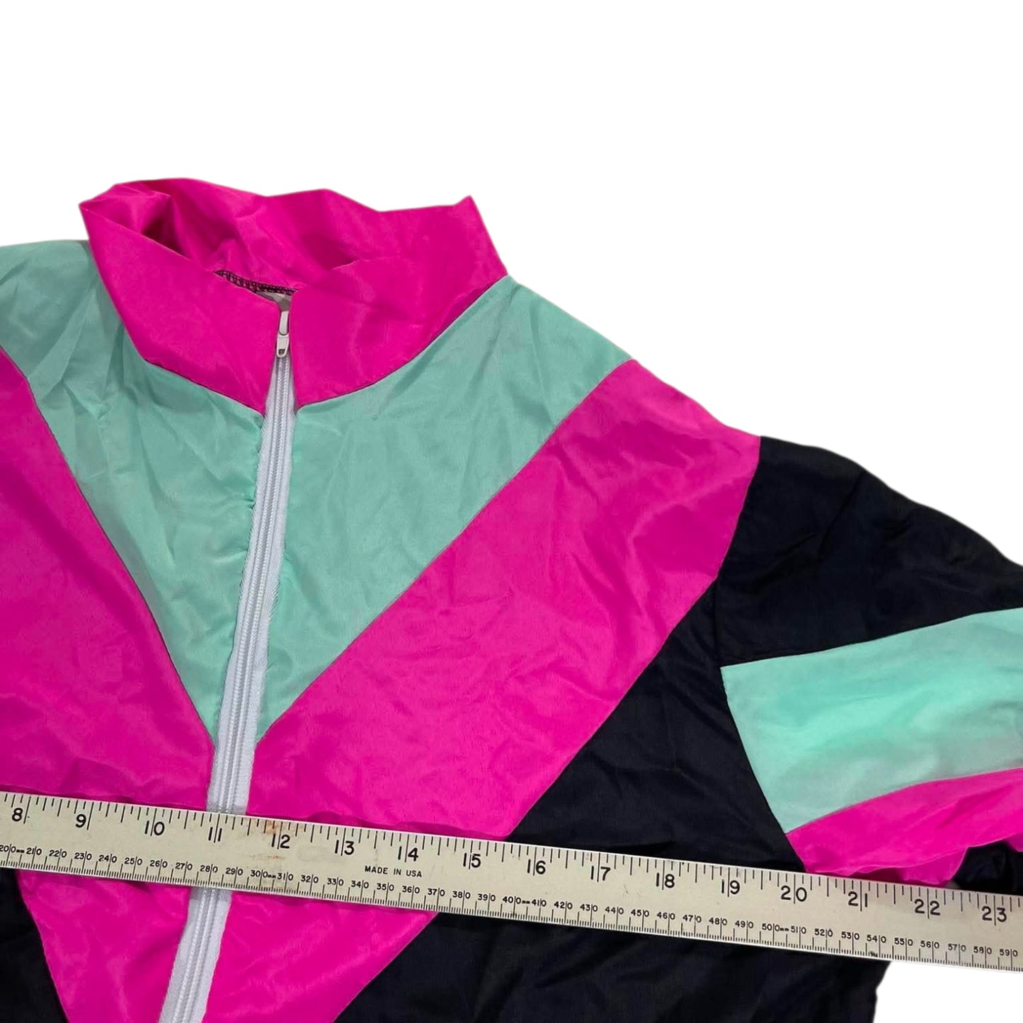 MODERN LIGHTWEIGHT BLACK & PINK WINDBREAKER (M)