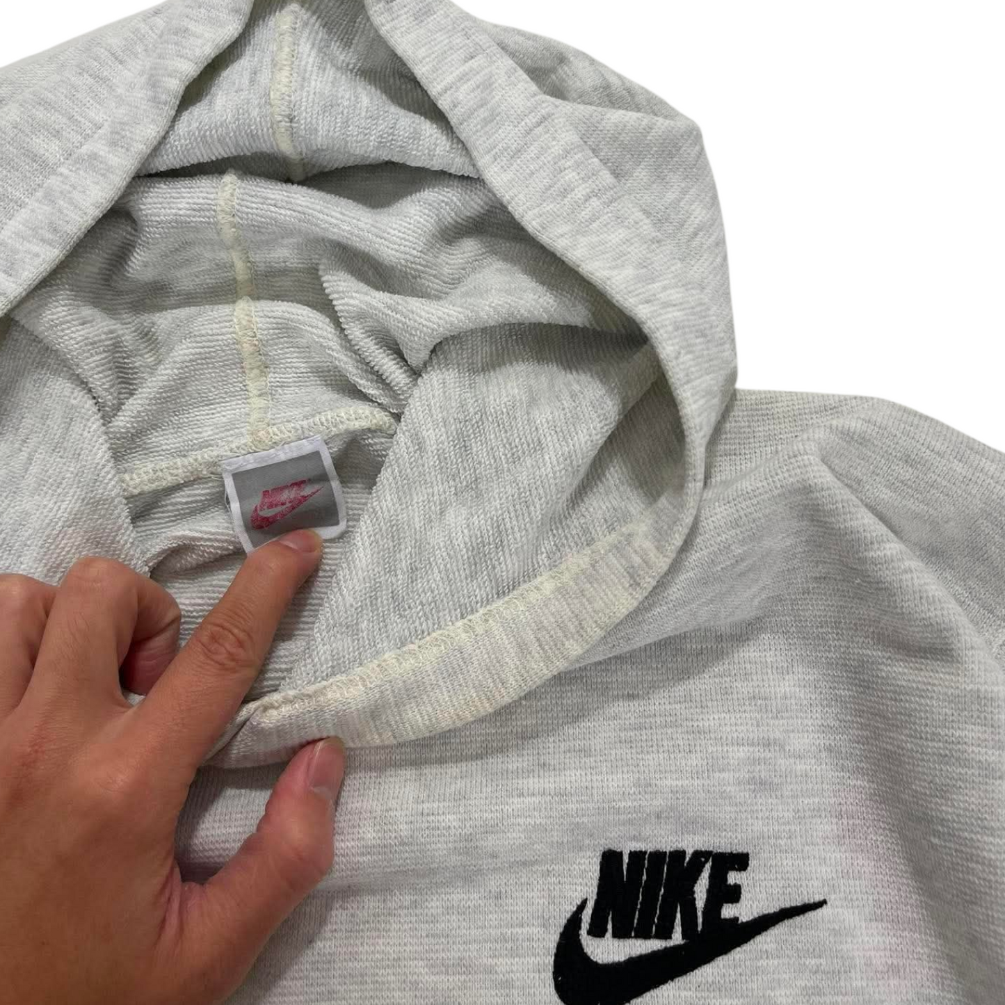 VINTAGE NIKE HOODIE WITH EMBROIDERED LOGO (M)