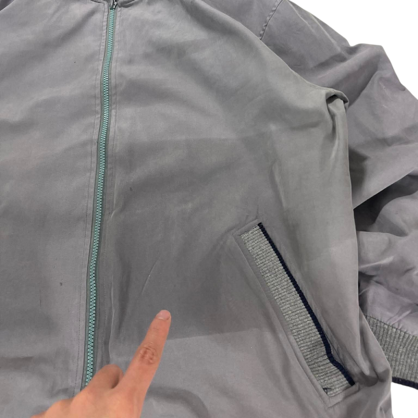 VINTAGE BREAKAWAY GREY WINDBREAKER JACKET (L)