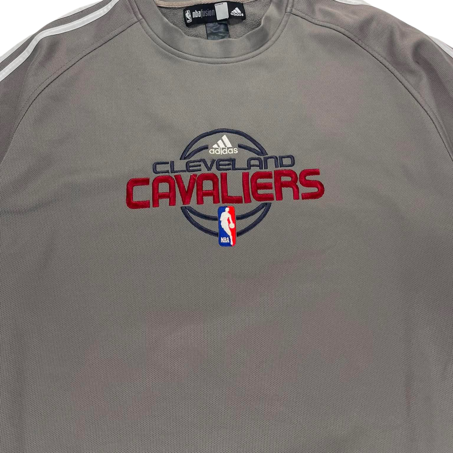 VINTAGE ADIDAS CLEVELAND CAVALIERS GREY WARM UP LONG SLEEVE JERSEY (XL-XXL)