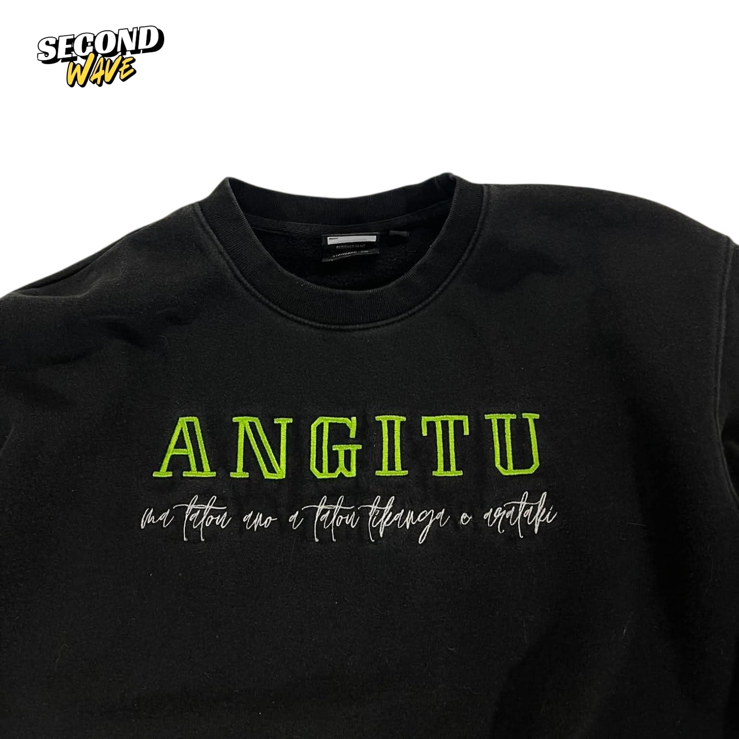 CLOKE BLACK ANGITU CREWNECK (M)
