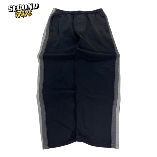 CHISEL BLACK BAGGY WIDE LEG SWEATPANTS (L)