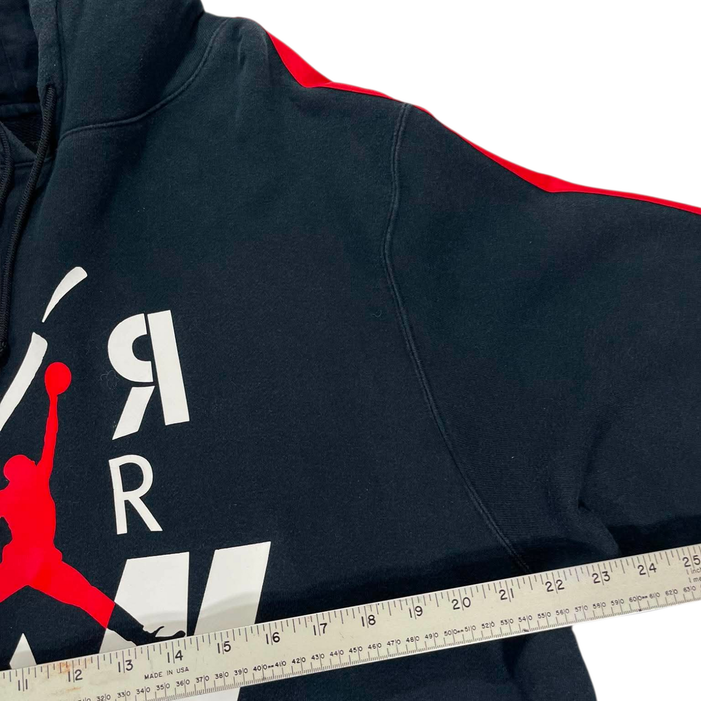 VINTAGE JORDAN BLACK AND RED HOODIE (XL)