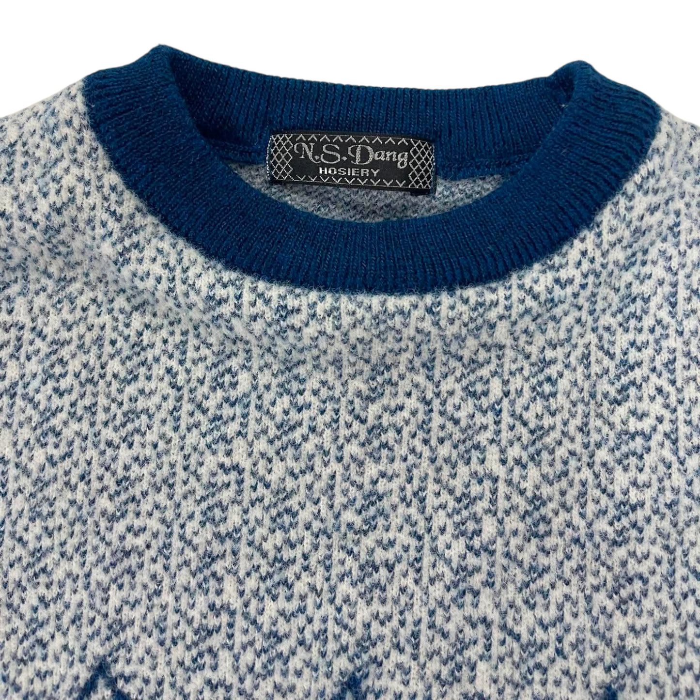 N.S. DANG BLUE KNIT SWEATER (S-M)