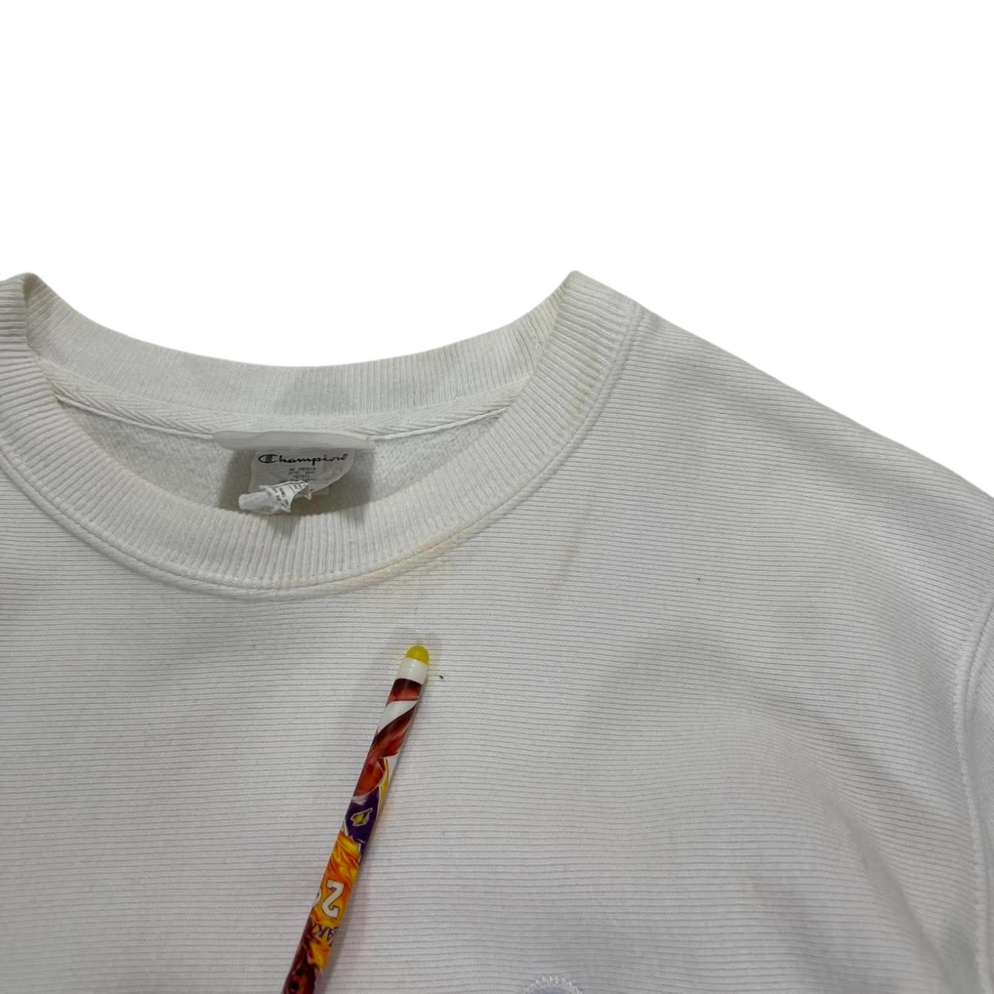 CHAMPION WHITE CREWNECK SWEATSHIRT WITH EMBROIDERED LOGO (S-M)