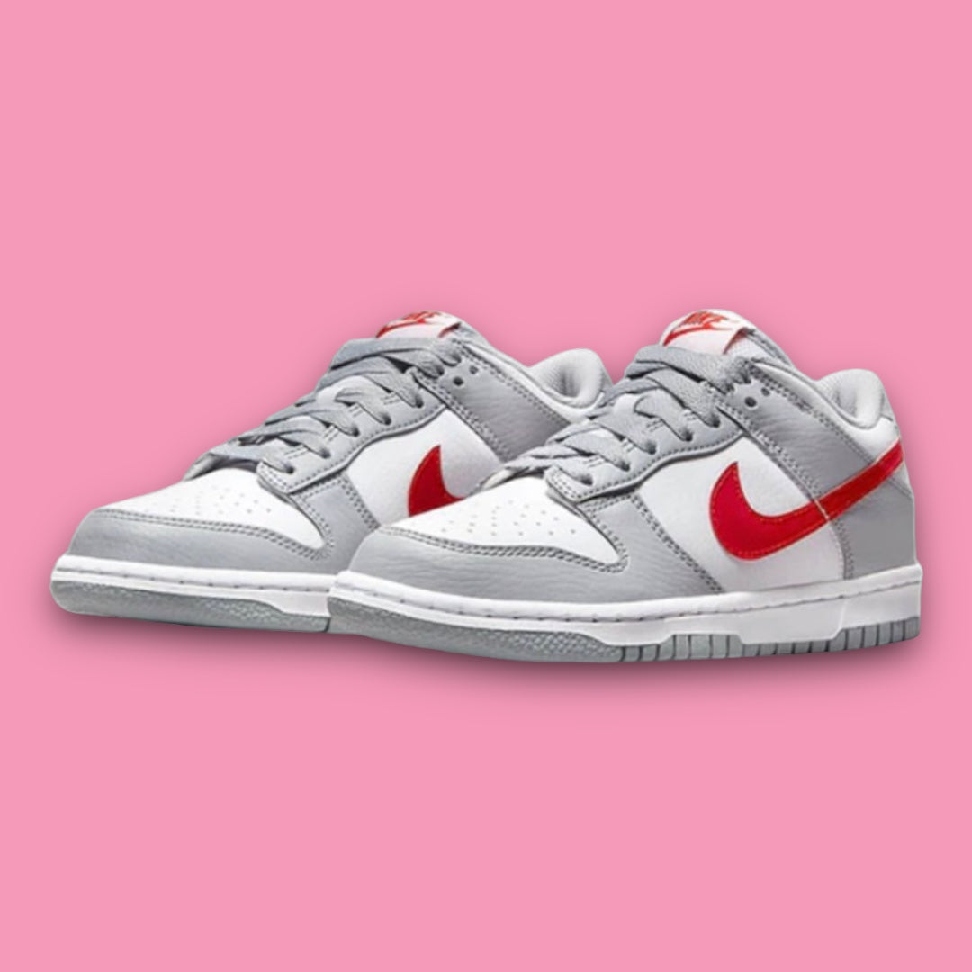 NIKE DUNK LOW GREY RED